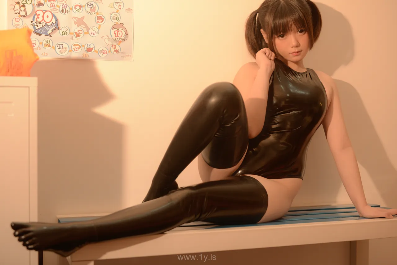 きょう肉肉 Vol.18 Latex Catsuit Girl ラテックス